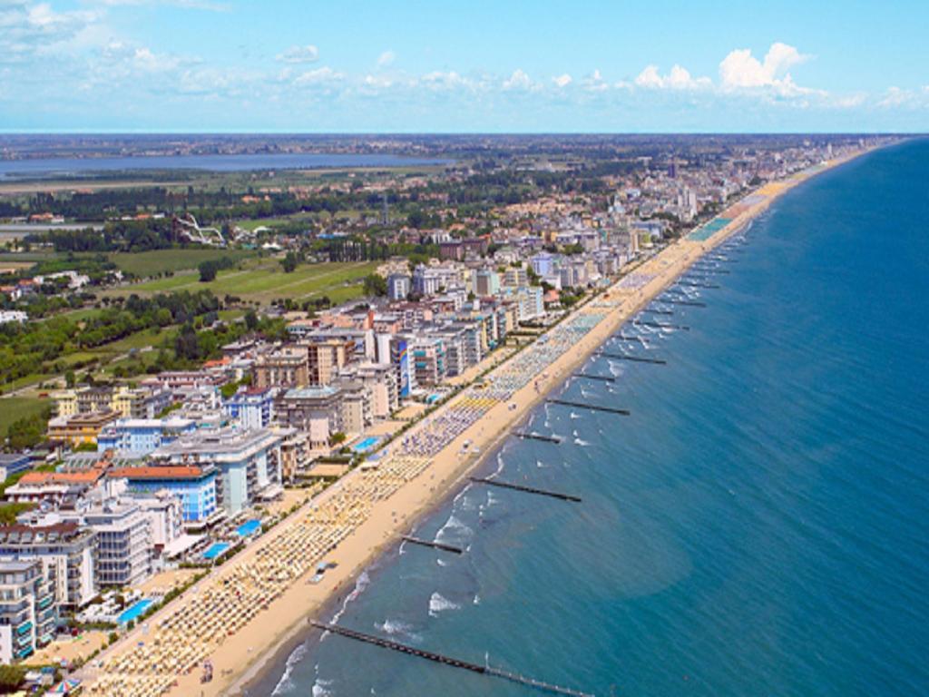 Aparthotel & Al Mare Lido di Jesolo