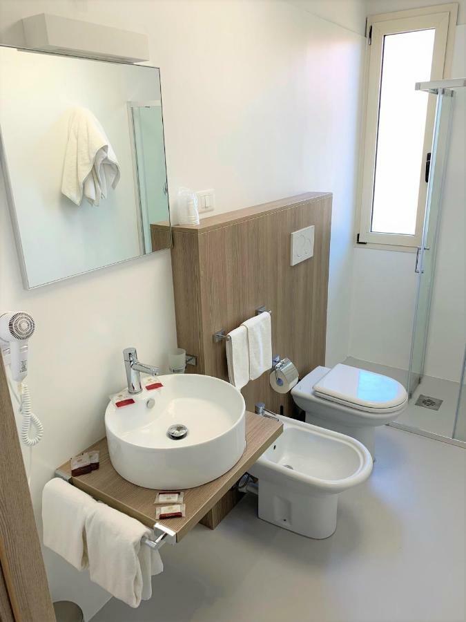Aparthotel & Al Mare 3*